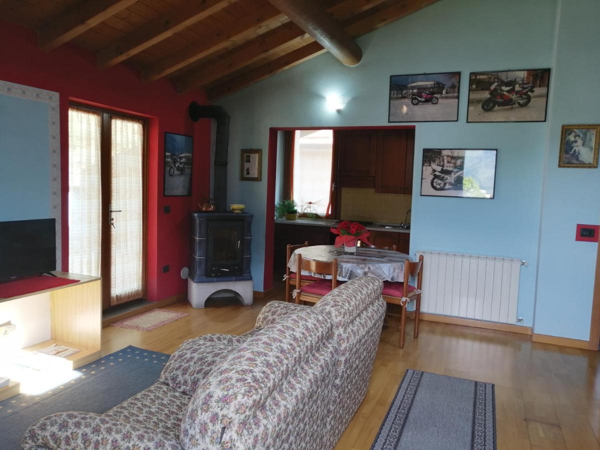 B&B I Viandanti Piancogno Extérieur photo